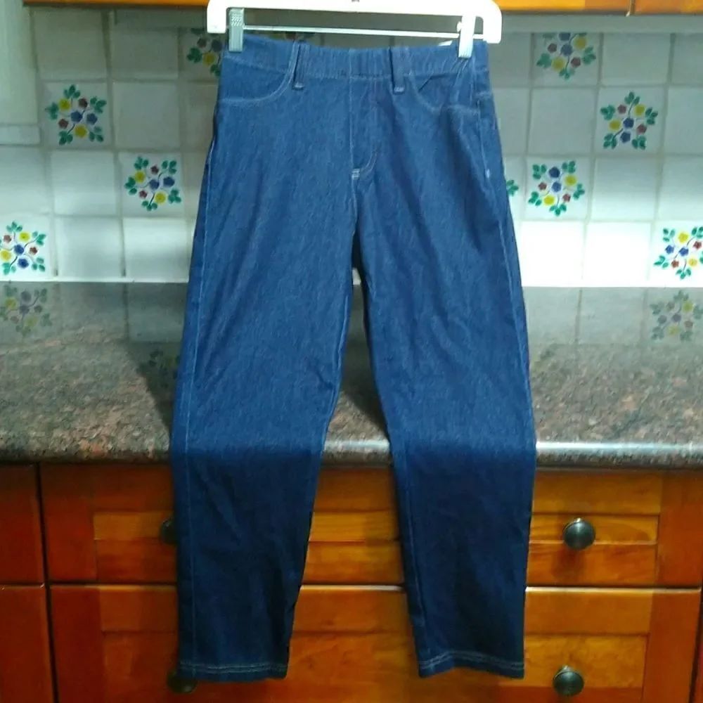 Serra Capri Jeggings...N.W.T  Size 4-6 (S)